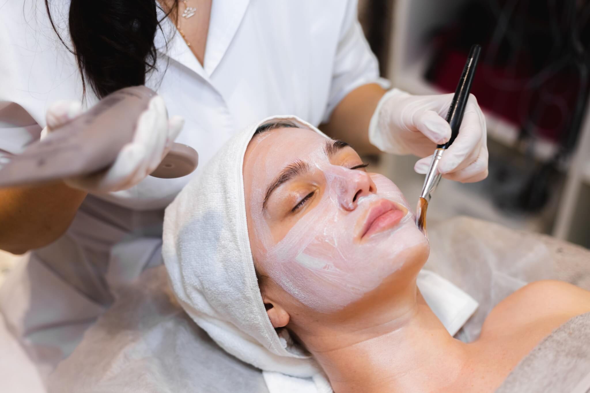 AquaGold Facial in NYC: The Ultimate Guide to This Luxury Treatment