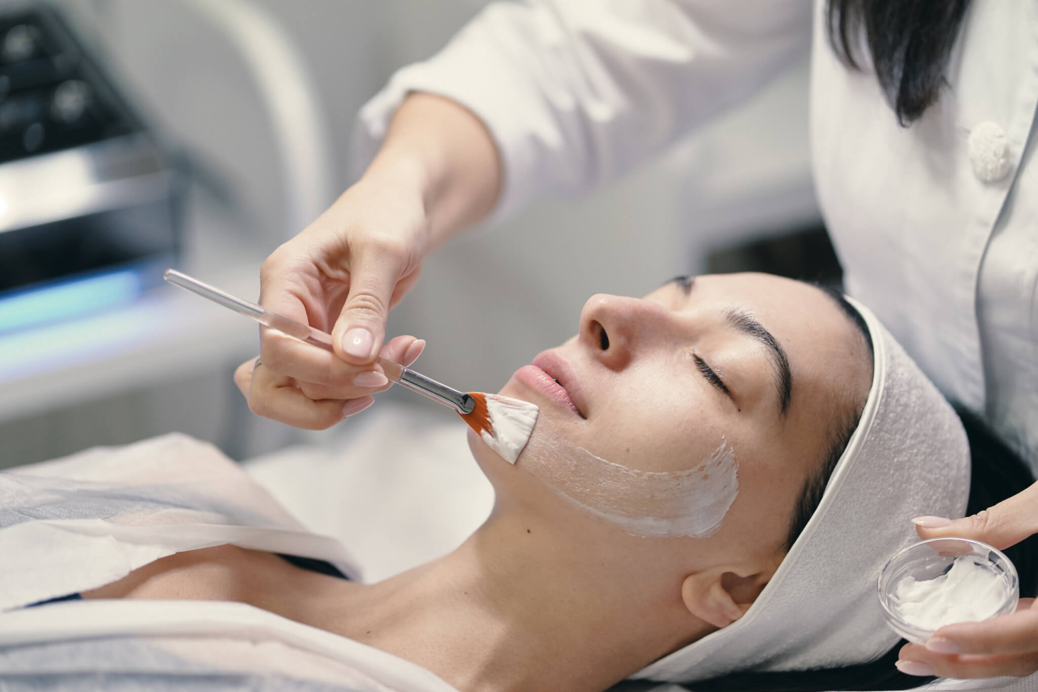 VI Peel Skin Treatment in NYC: Transform Your Skin at Derm Artisan