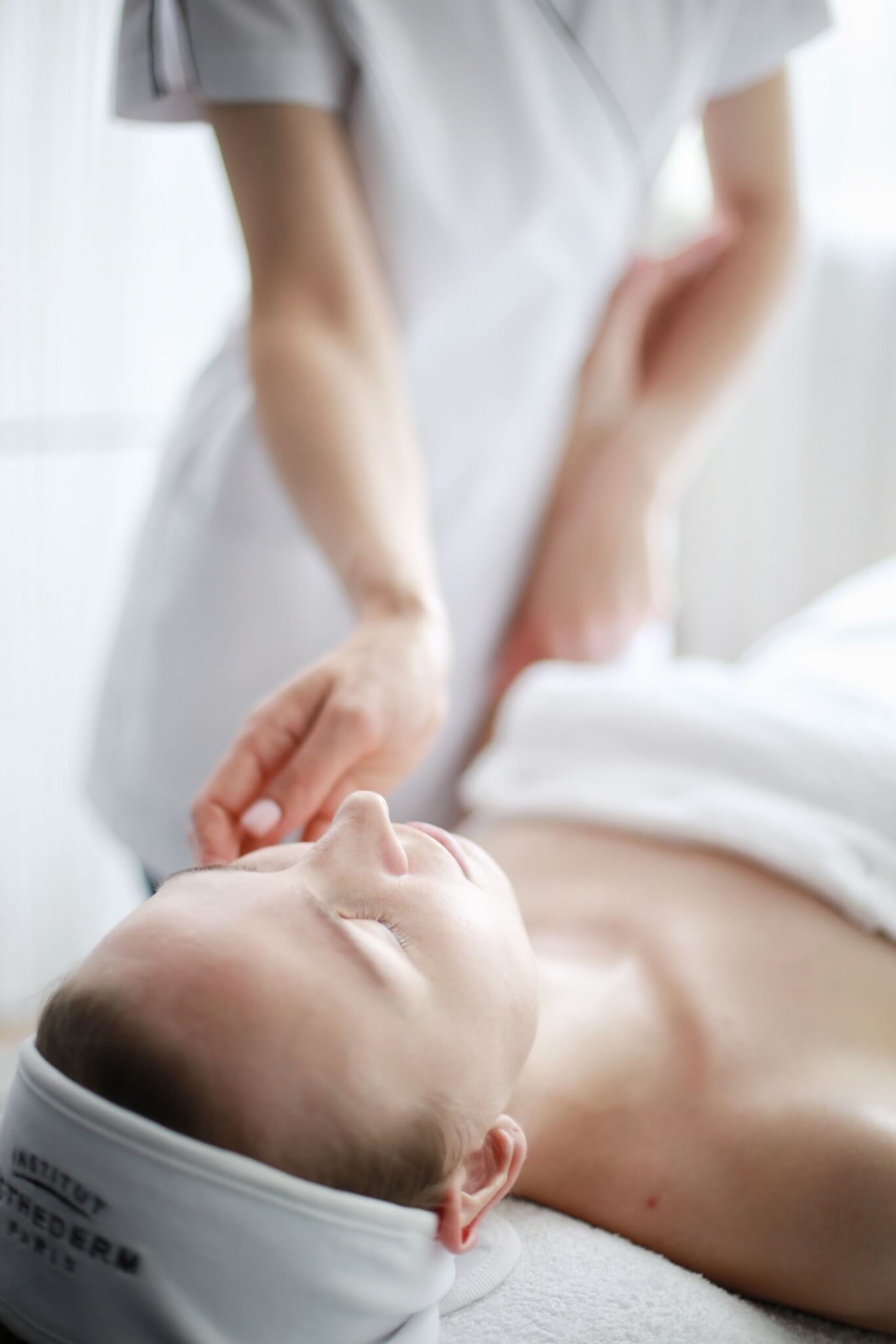 Non-Surgical Facial Balancing: Achieve Natural Harmony and Proportion Without Surgery